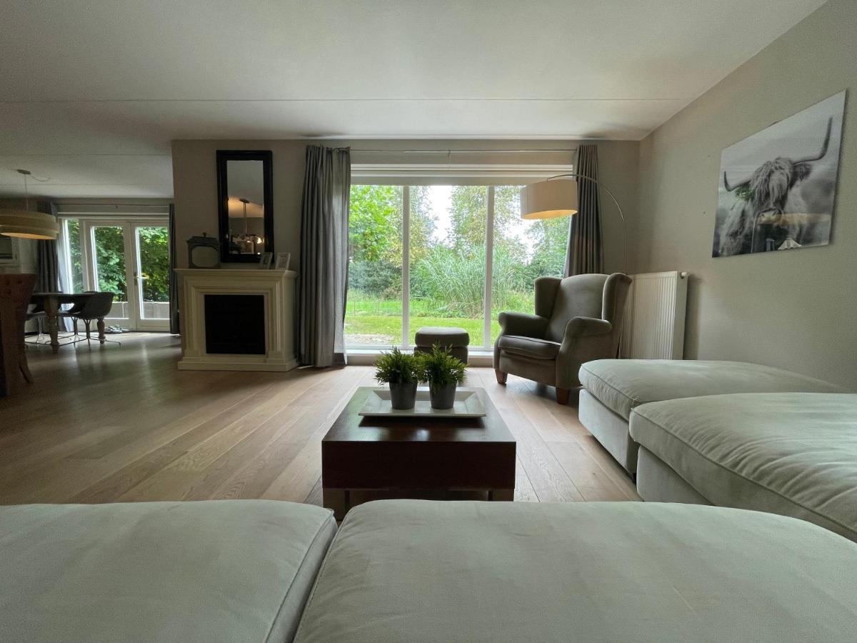 Villa Calma Rust Ruimte Luxe Inclusief Private Jacuzzi Zeewolde Exteriör bild