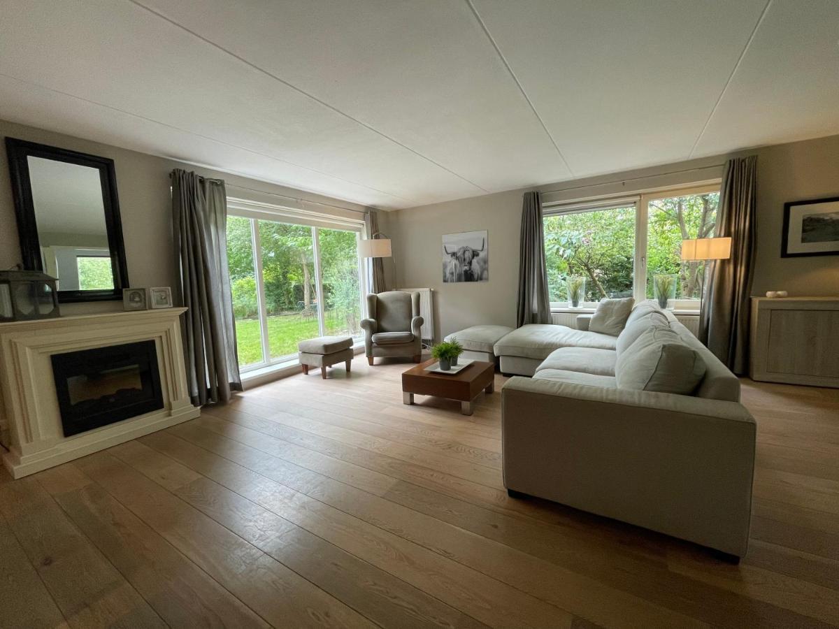 Villa Calma Rust Ruimte Luxe Inclusief Private Jacuzzi Zeewolde Exteriör bild